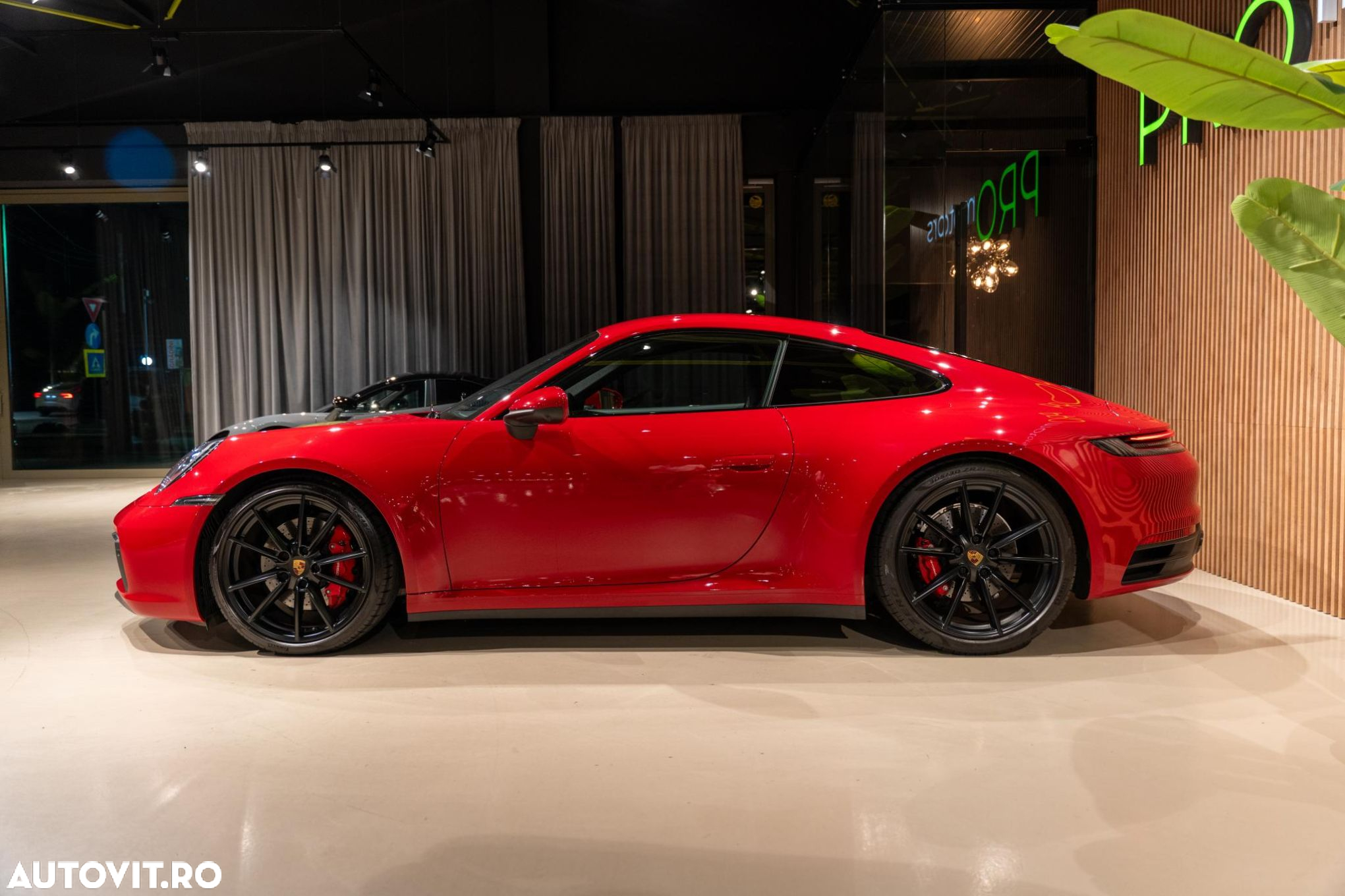 Porsche 911 Carrera S - 16