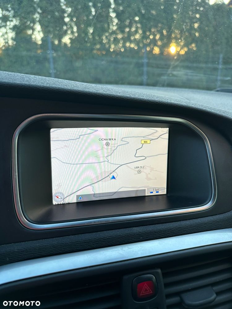 Volvo V40 T3 Summum - 15