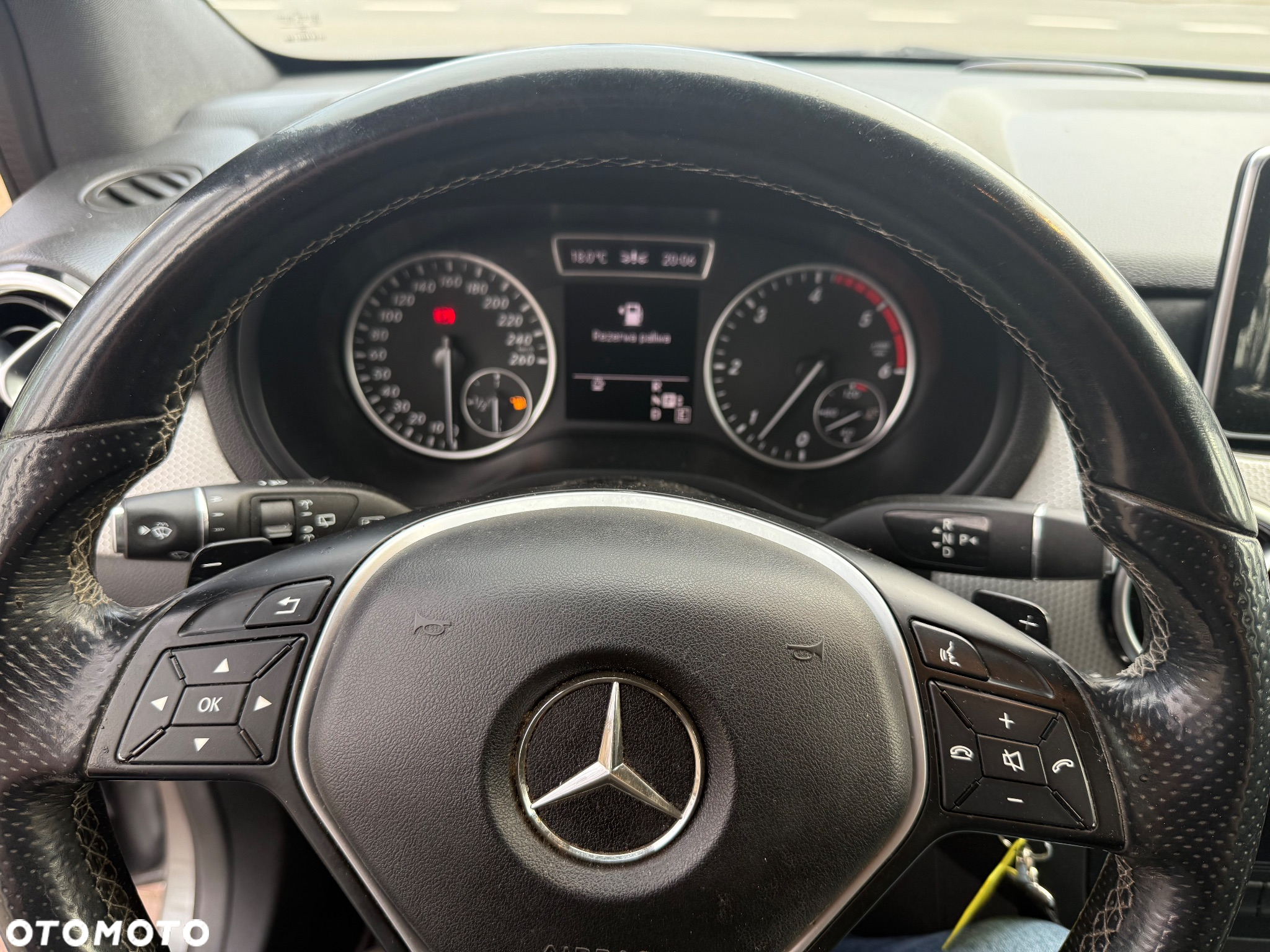 Mercedes-Benz Klasa B 180 CDI (BlueEFFICIENCY) 7G-DCT - 17