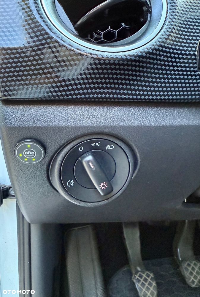 Volkswagen up! 1.0 United - 6