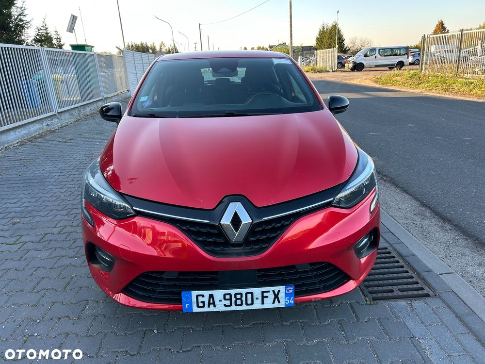 Renault Clio - 8