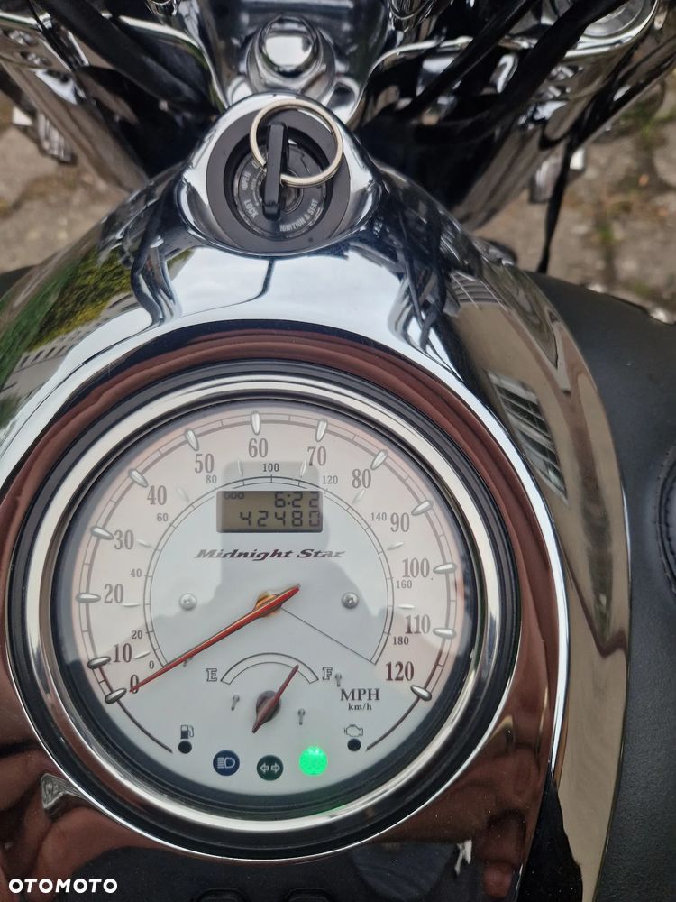 Yamaha Road Star - 8