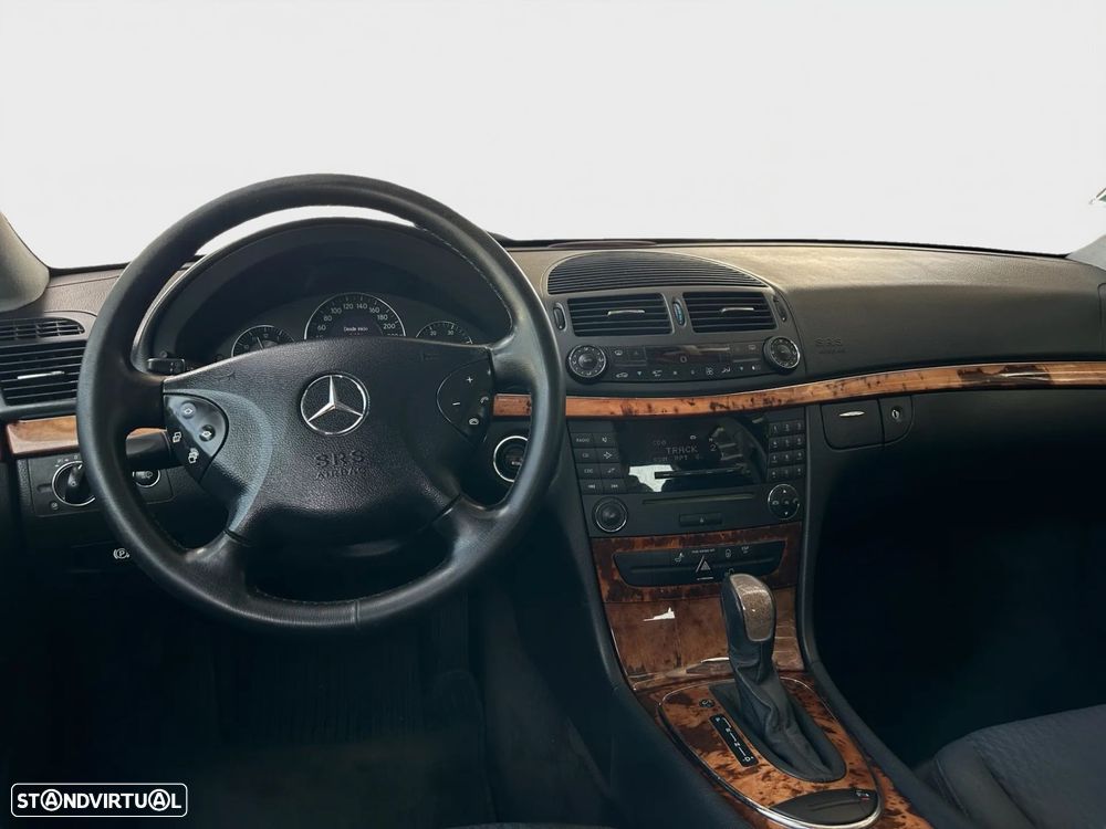 Mercedes-Benz E 220 CDi Avantgarde Aut. - 11
