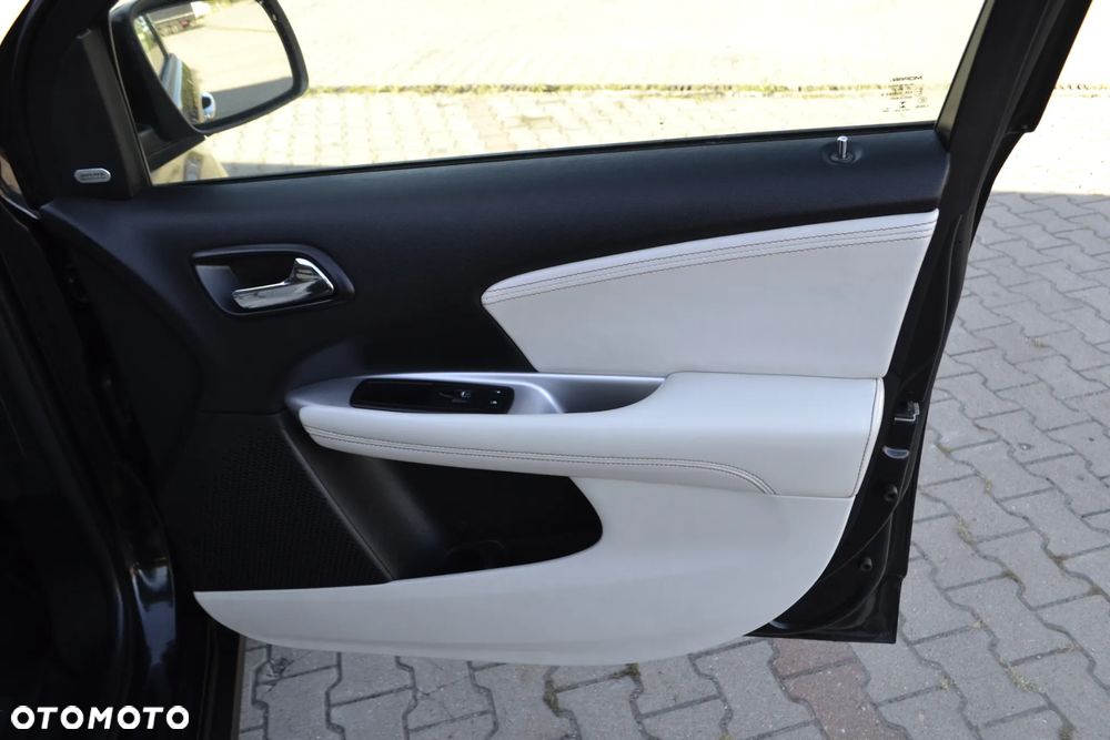 Fiat Freemont 2.0 Multijet Lounge AWD - 21