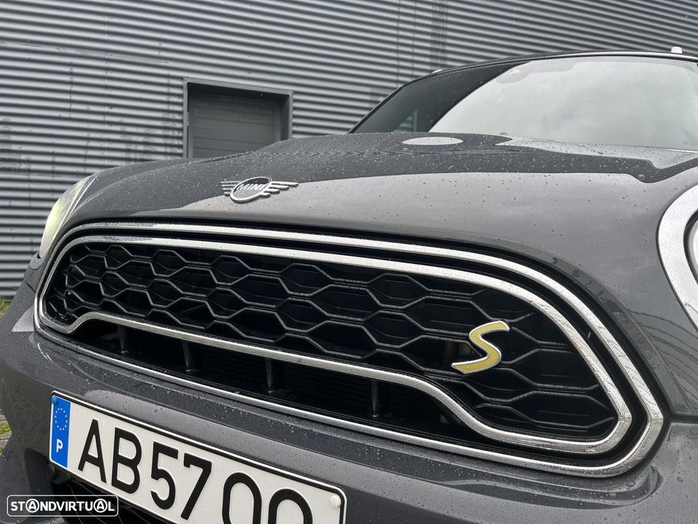 MINI Countryman Cooper SE ALL4 Auto - 23