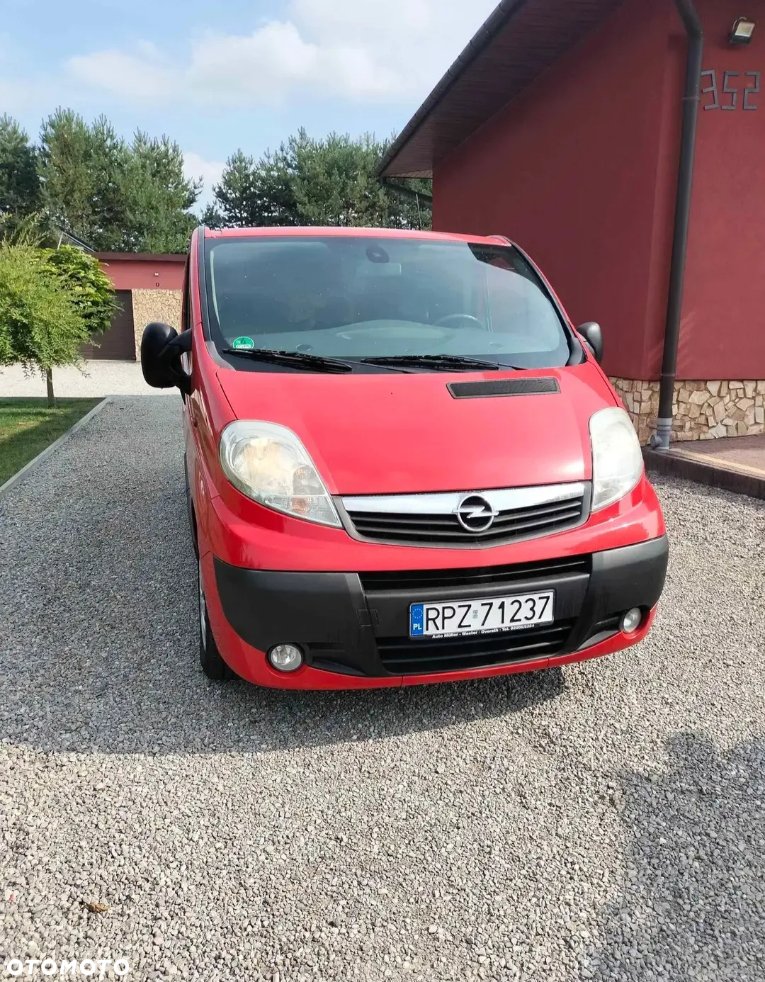 Opel Vivaro - 2