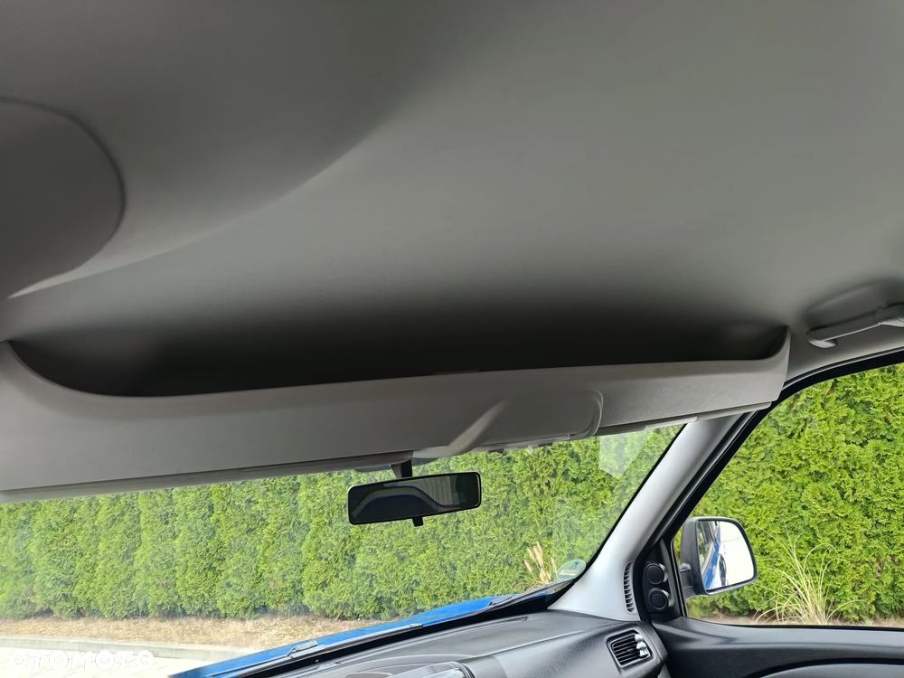 Opel Combo - 16