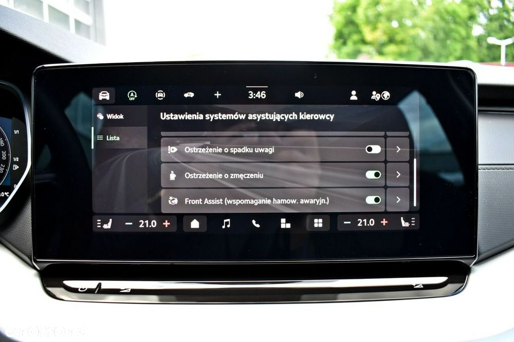 Skoda Octavia 1.5 TSI mHEV Selection DSG - 23