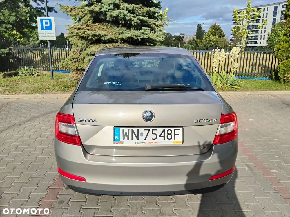Skoda Octavia 1.4 TSI Ambition - 6