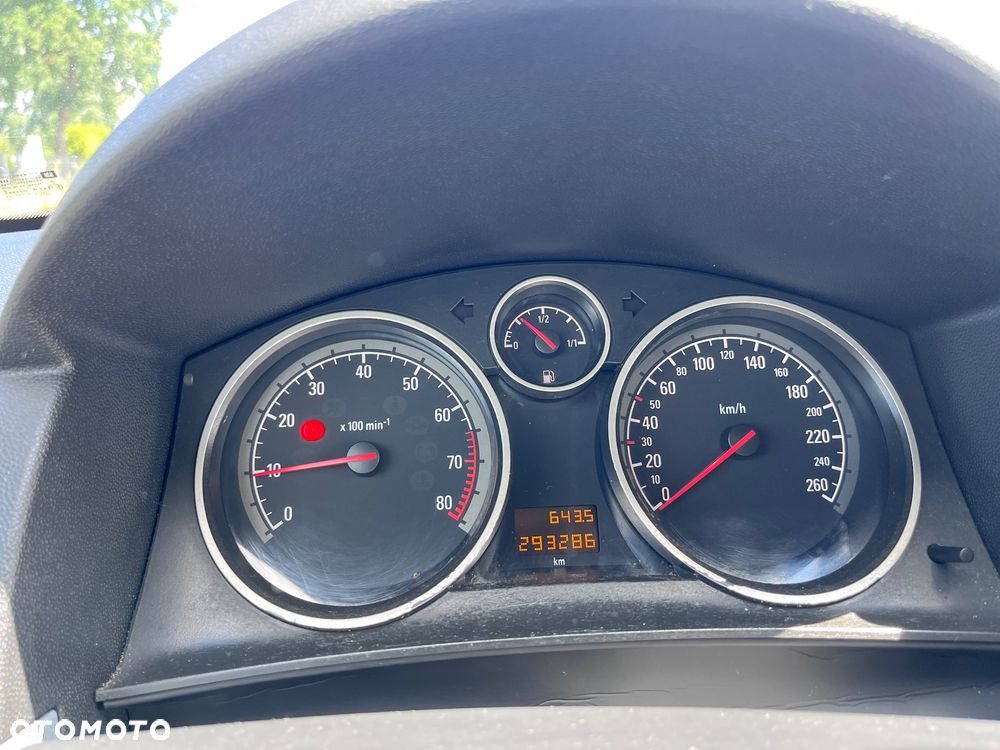 Opel Astra 1.6 Enjoy - 13