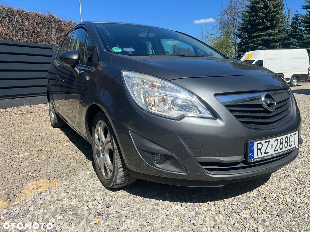 Opel Meriva 1.4 T Cosmo - 14
