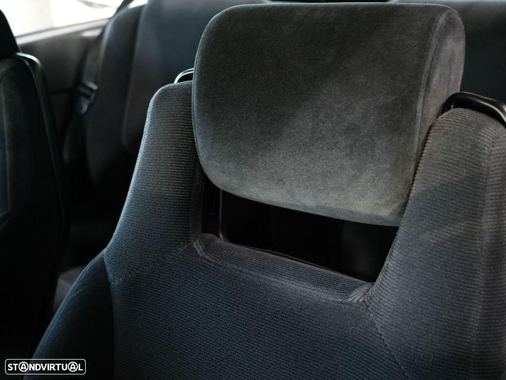 Toyota Celica 2.0 Turbo 4x4 - 19