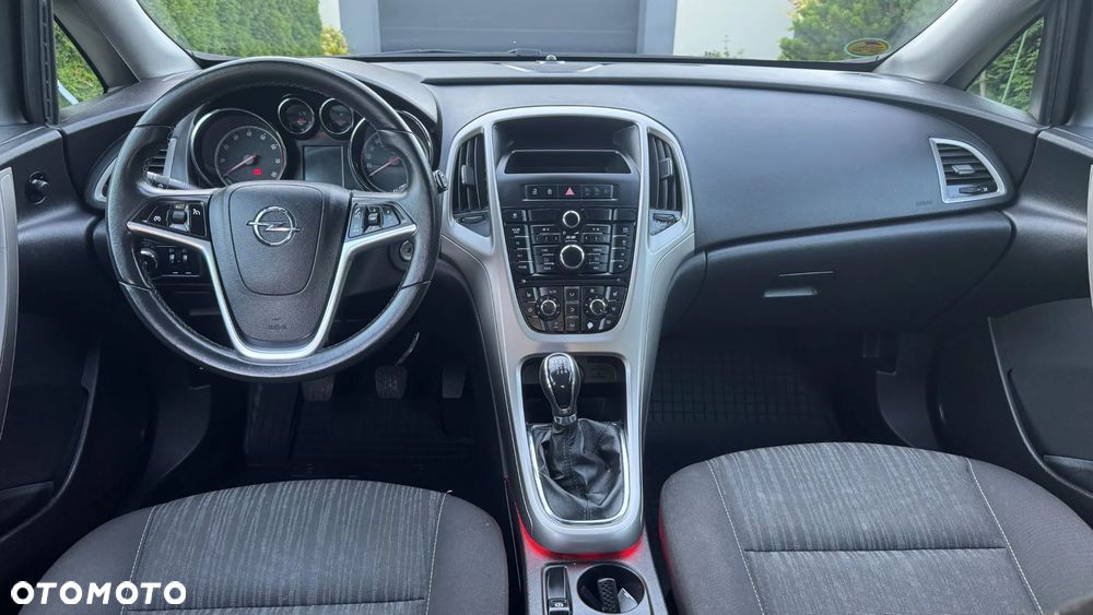 Opel Astra 1.4 Turbo - 8