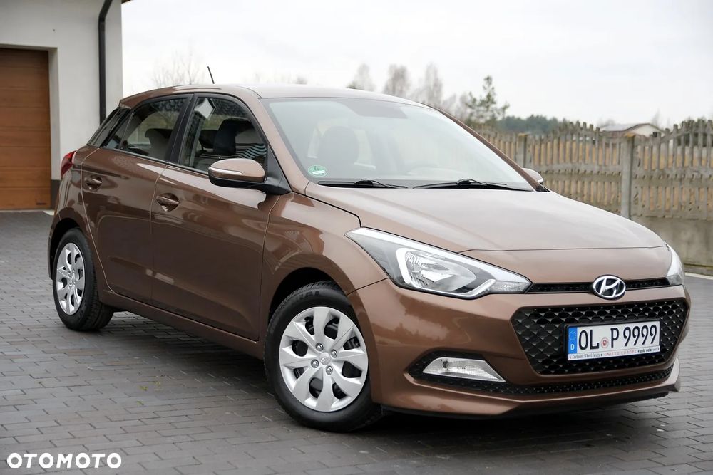 Hyundai i20 blue 1.2 YES Silver - 10