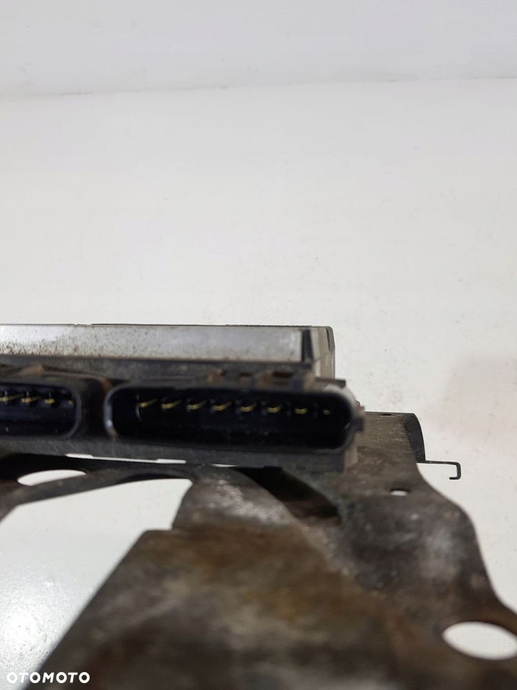 moduł sterownik wtrysków 89871-71010 toyota auris i verso 2.0d d4d - 8