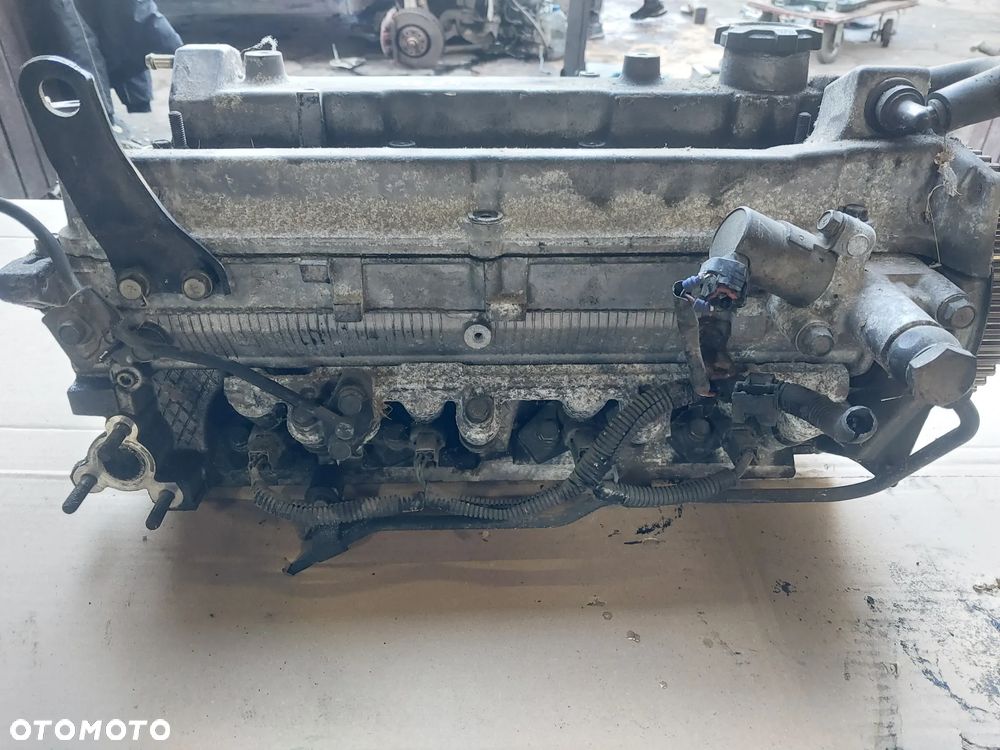 Głowica silnika cylindrów 2.4 wózek widłowy 4G64 do Wózka widłowego Mitsubishi Chariot Grandis Expo Space gear Spacewagon Eclipse Galant Delica L200 Pajero KOMPLETNA - 9
