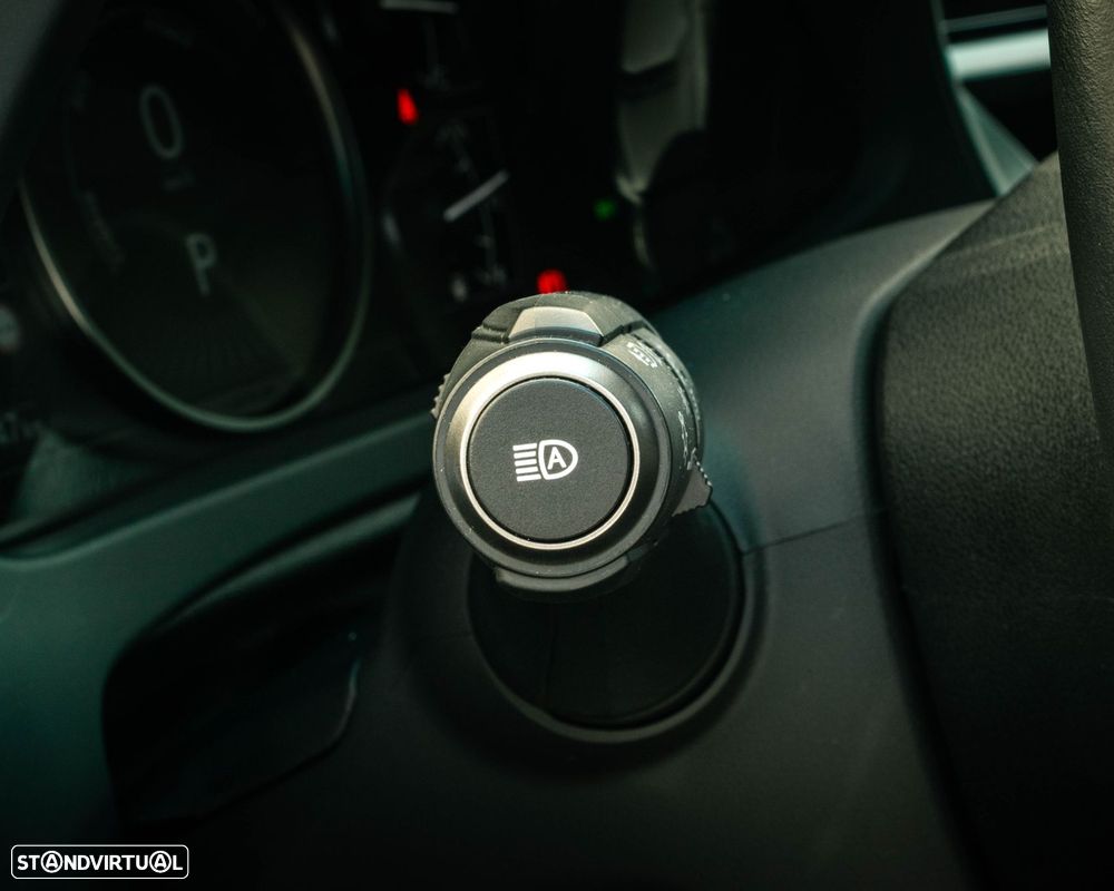 Lexus UX 250h Sport (Ecrã 12.3) - 34