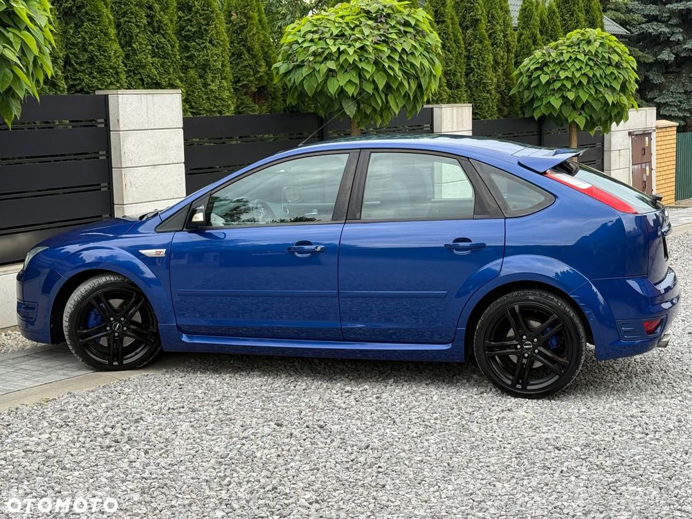 Ford Focus 2.5 ST - 14