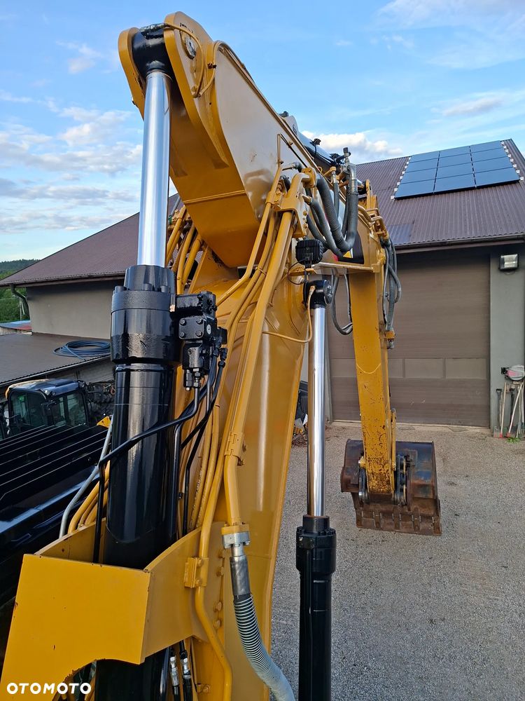 Caterpillar CAT 320 EL - 17