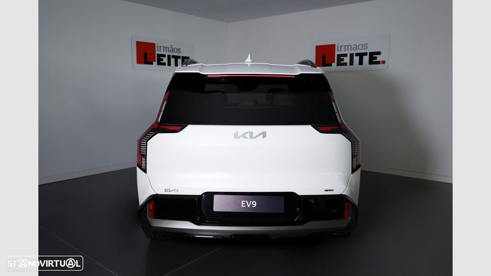 Kia EV9 98.8 kWh GT-Line AWD — fotografia 26