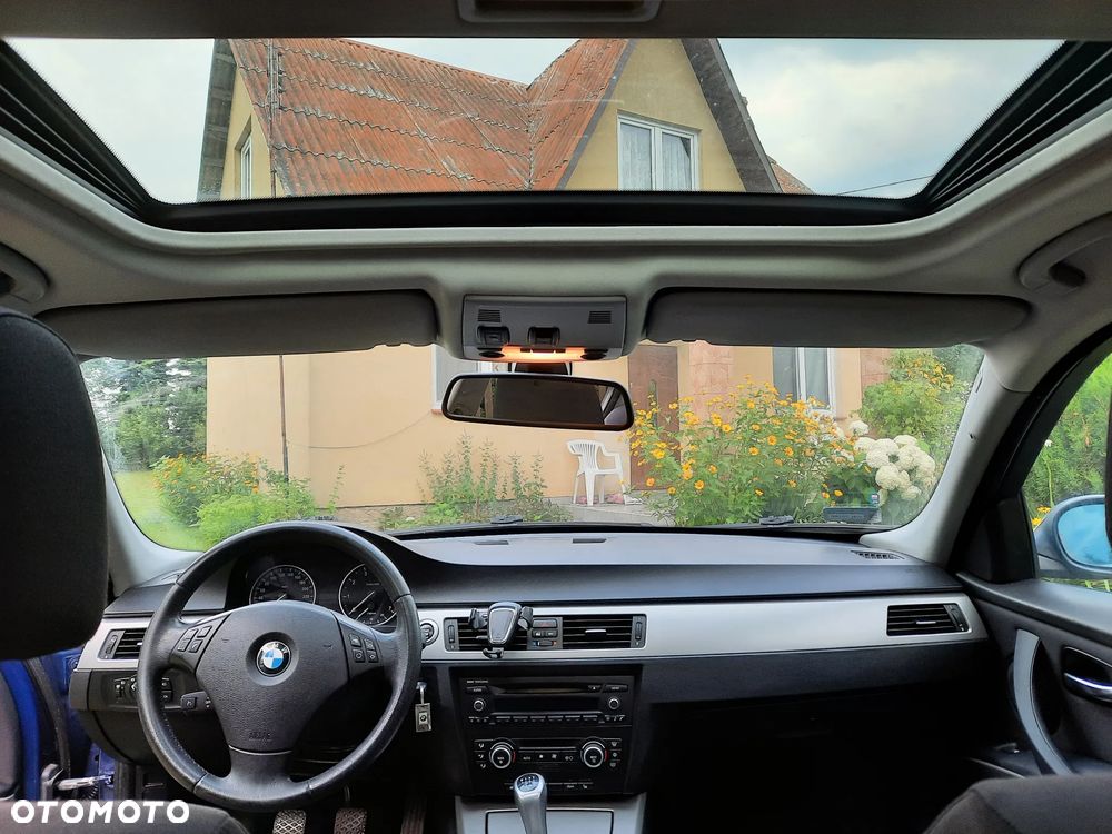 BMW Seria 3 318i - 16