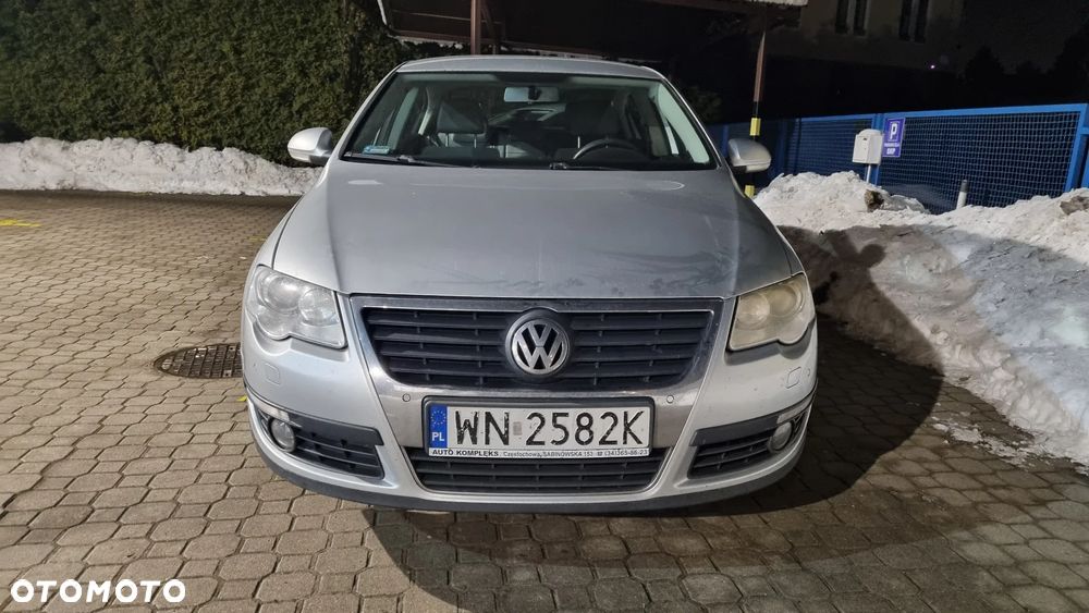 Volkswagen Passat 2.0 TDI DPF Comfortline DSG - 2