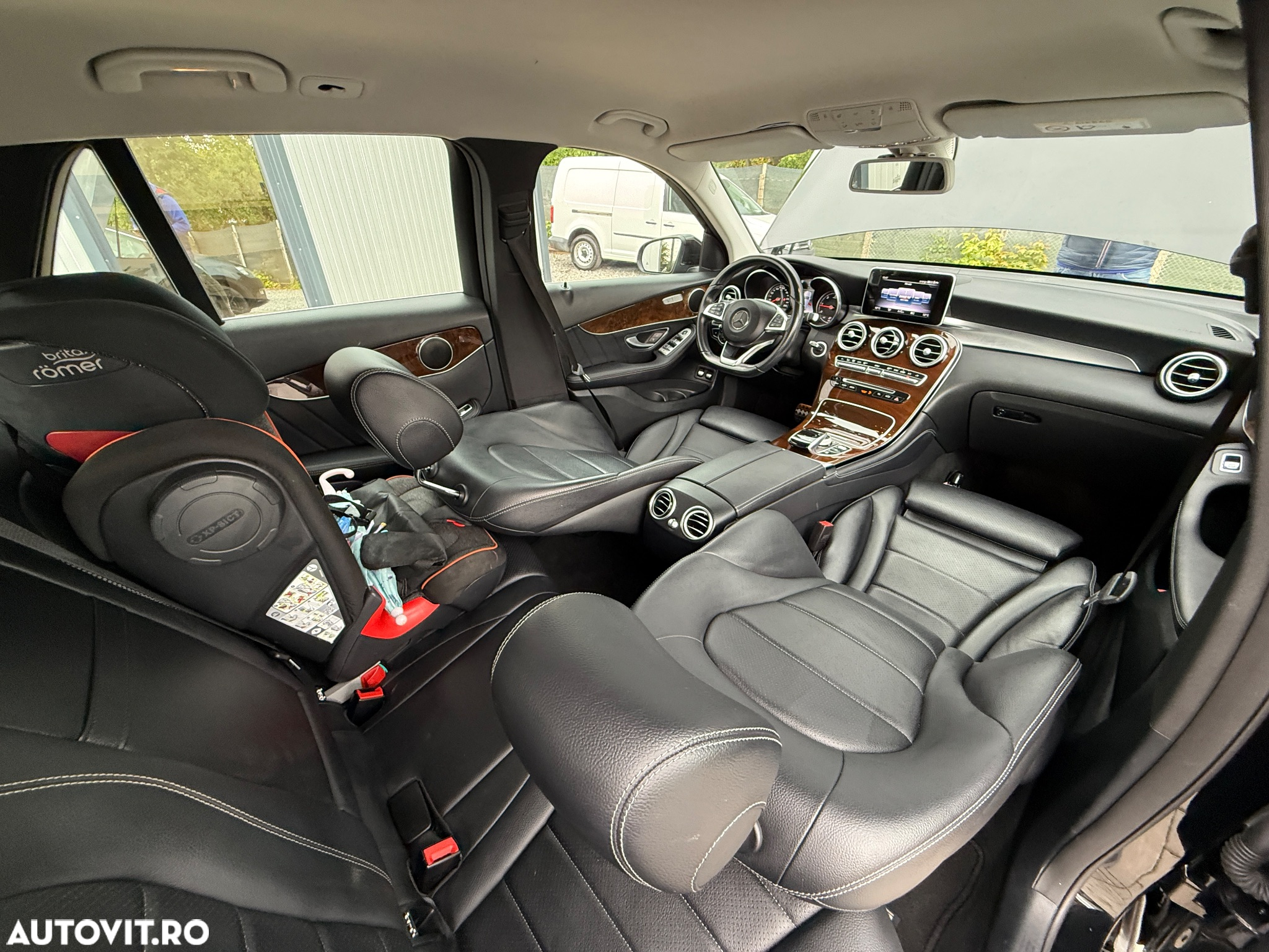 Mercedes-Benz GLC 220 d 4MATIC - 27