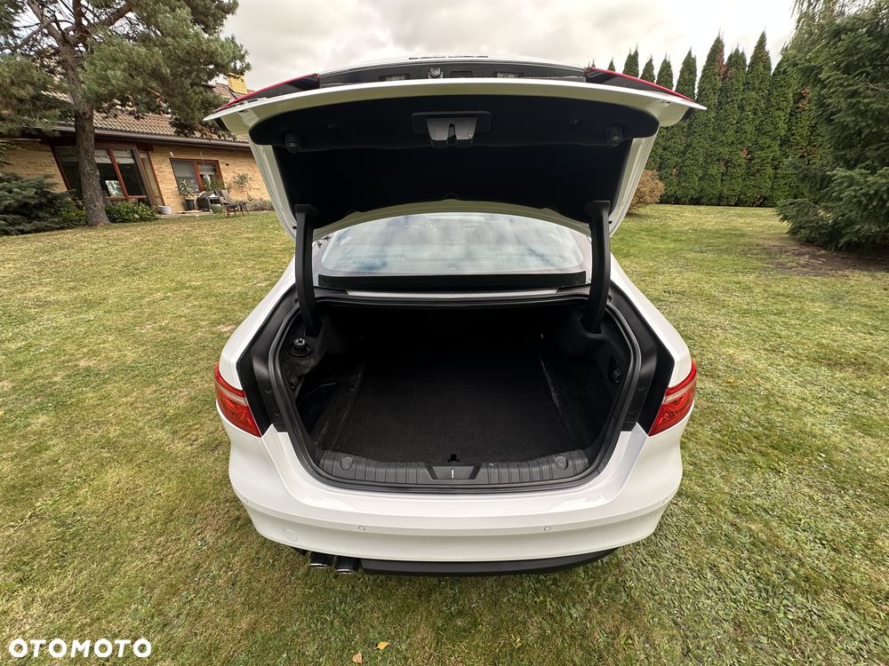 Jaguar XF 2.0 i4D AWD Prestige - 15