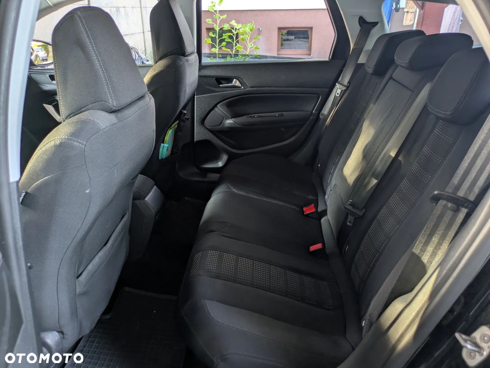 Peugeot 308 1.6 BlueHDi Allure S&S - 9