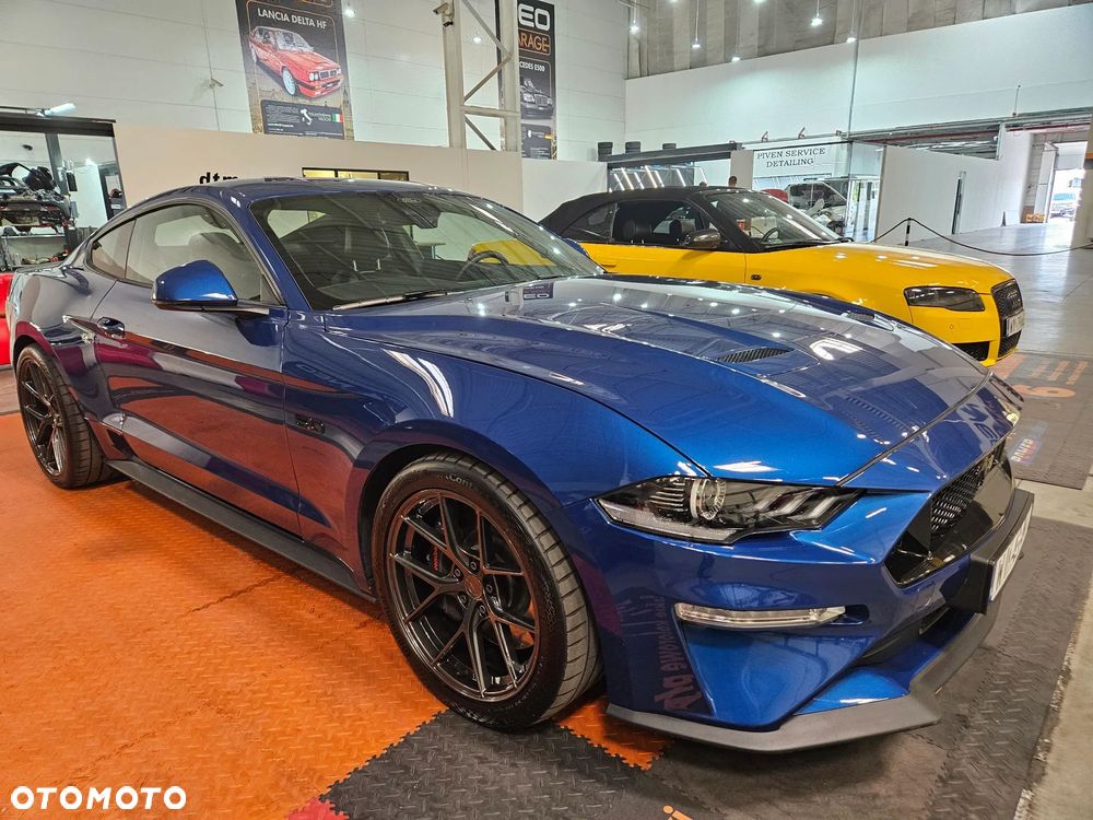Ford Mustang 5.0 V8 GT - 5