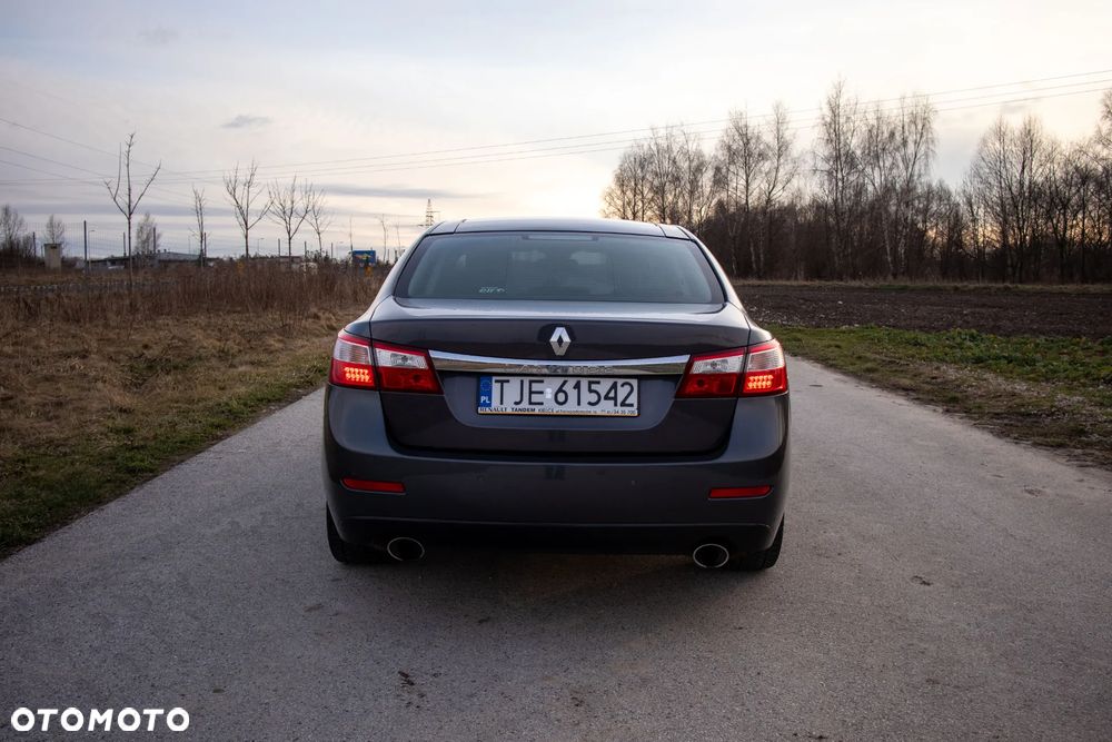 Renault Latitude - 5