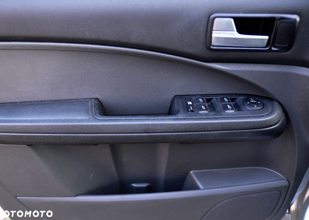 Ford C-MAX 1.6 Trend - 11