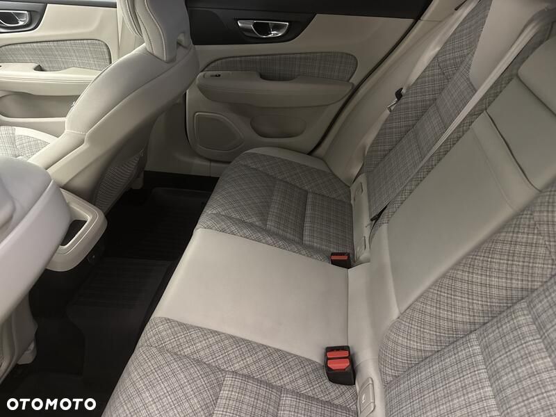 Volvo V60 - 20