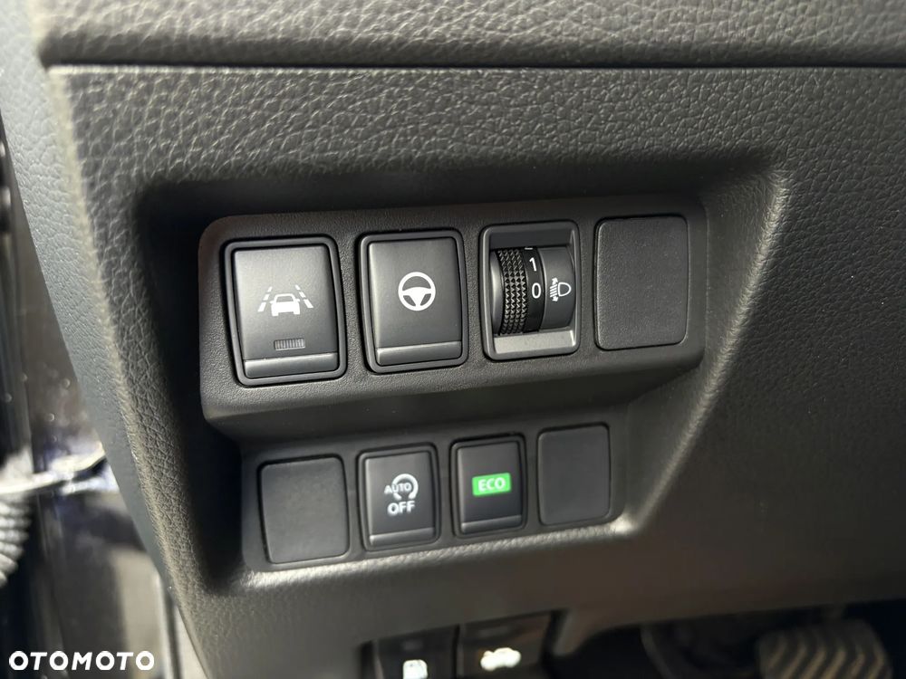 Nissan Qashqai 1.3 DIG-T DCT N-CONNECTA - 30