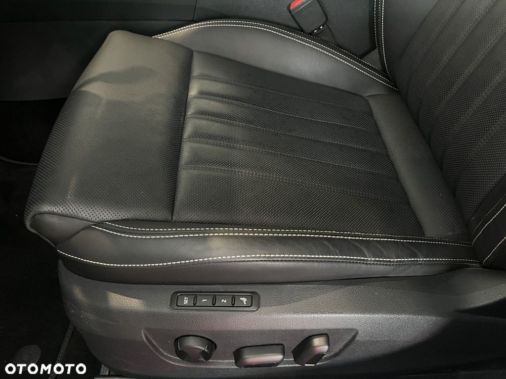Skoda Superb 2.0 TDI SCR 4x4 L&K DSG - 15