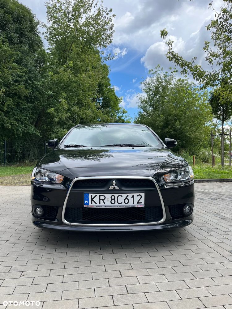 Mitsubishi Lancer 1.6 Invite - 3