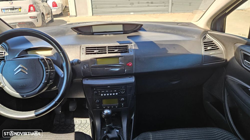 Citroën C4 ver-1-6-hdi-sx - 16