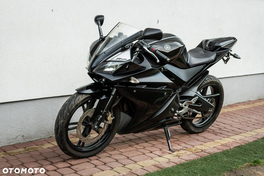 Yamaha YZF - 6