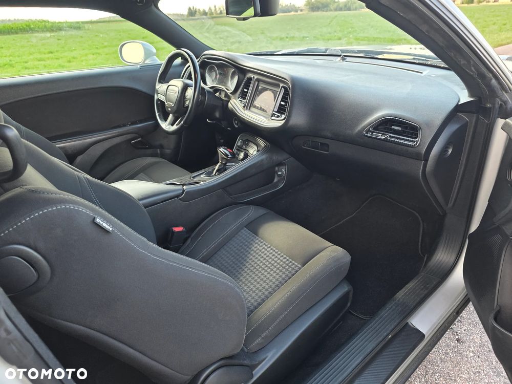 Dodge Challenger Automatik SXT Plus - 11