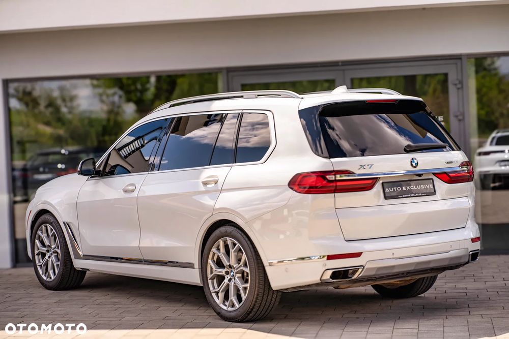 BMW X7 xDrive40i - 24