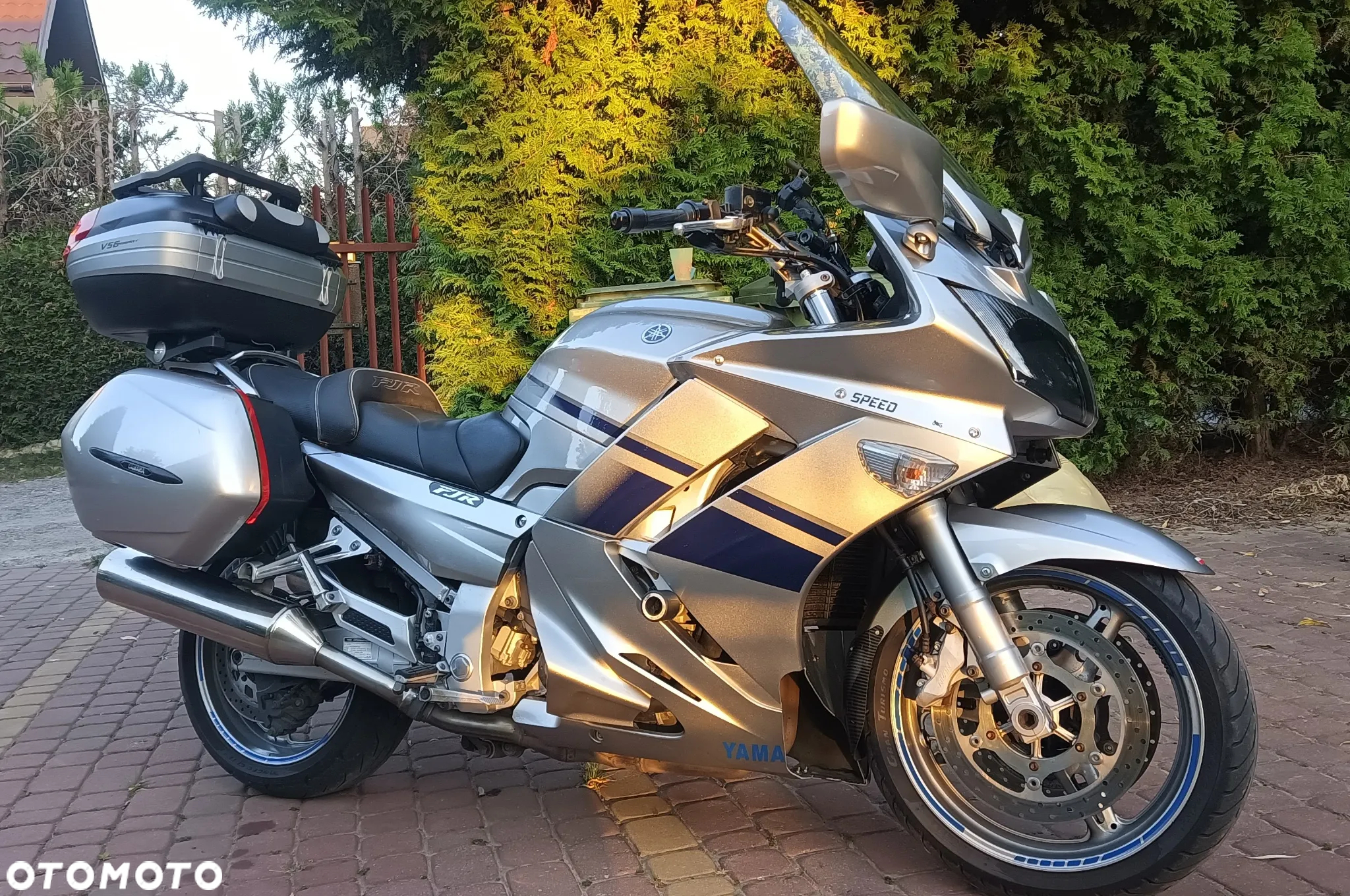 Yamaha FJR - 2