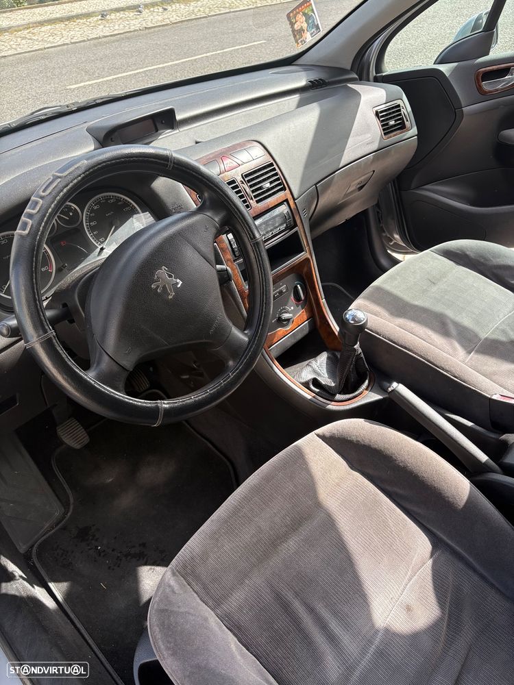 Peugeot 307 1.4 HDi Premium - 6