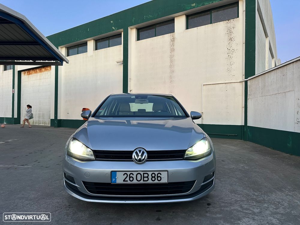 VW Golf 1.6 TDi Highline DSG - 13