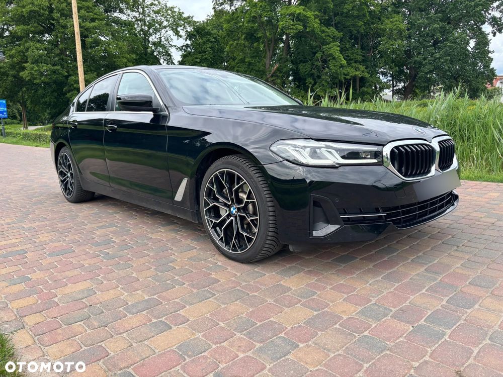 BMW Seria 5 530i xDrive Luxury Line sport - 4