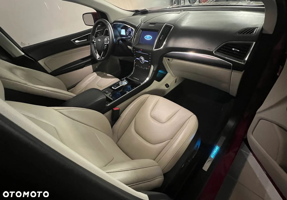 Ford Edge - 38