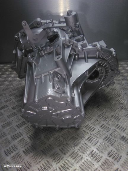 Caixa De Velocidades Catálogo Kia Carnival 2.9 Td De 2001 Y0505 - 3