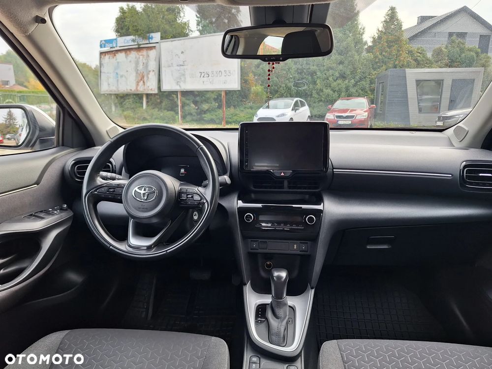 Toyota Yaris Cross Hybrid 1.5 Executive - 8