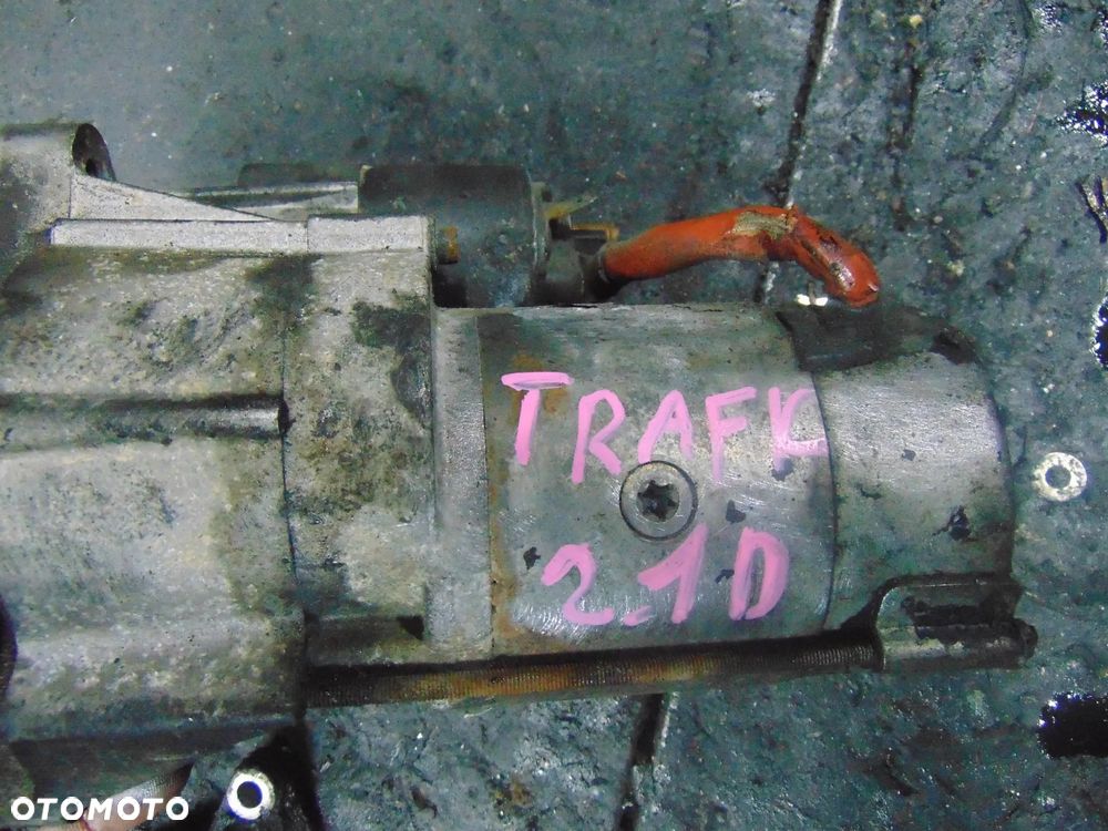 Rozrusznik Opel vivaro 2,1 D