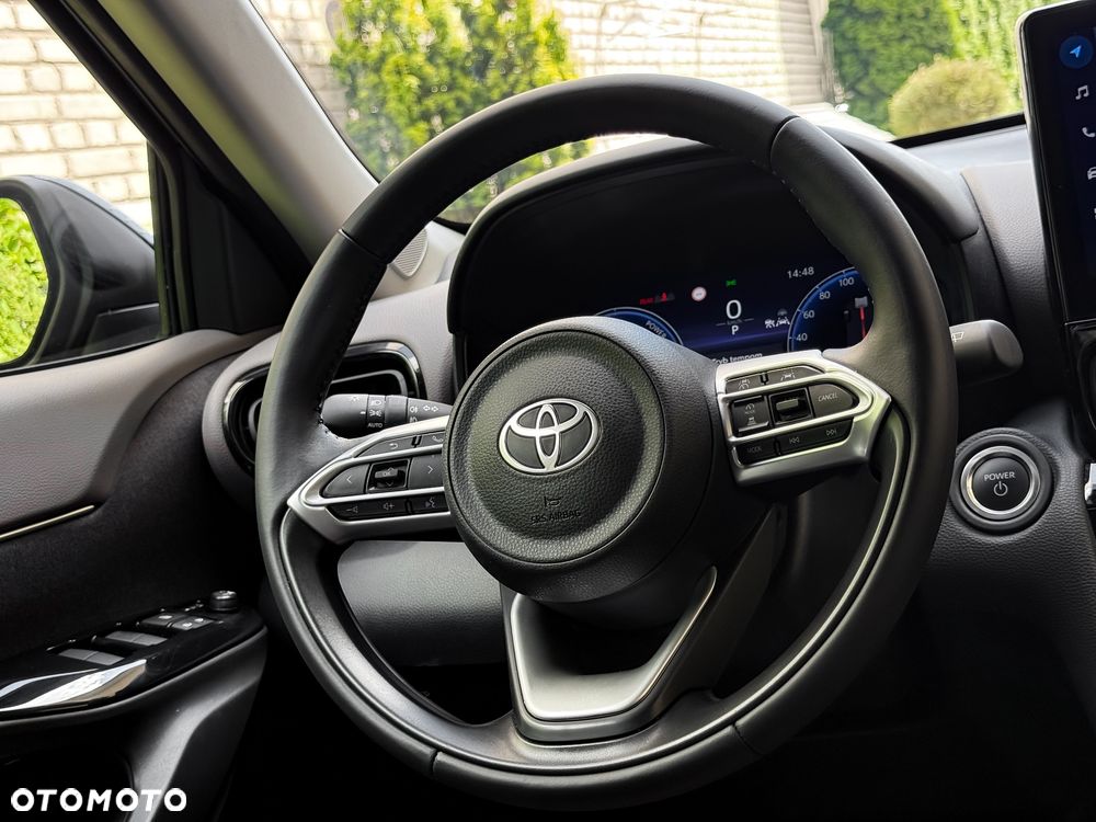 Toyota Yaris Cross Hybrid 1.5 Executive - 16