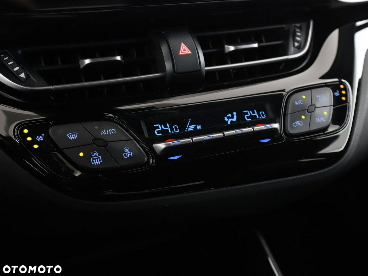 Toyota C-HR 1.8 Hybrid Dynamic - 26